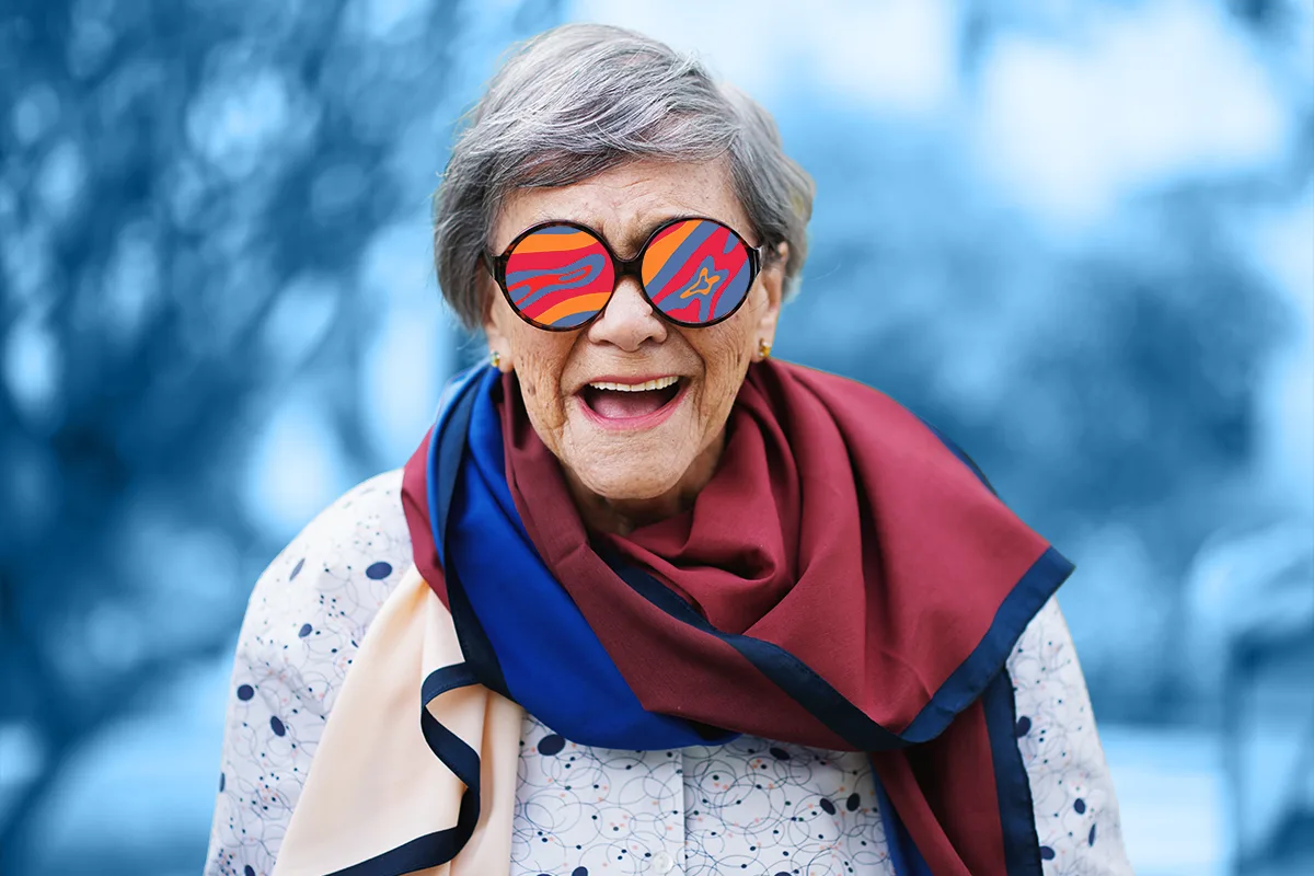woman with trippy pattern glasses
