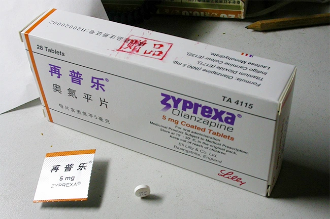 Image of box of antipsychotic medication Olanzapin