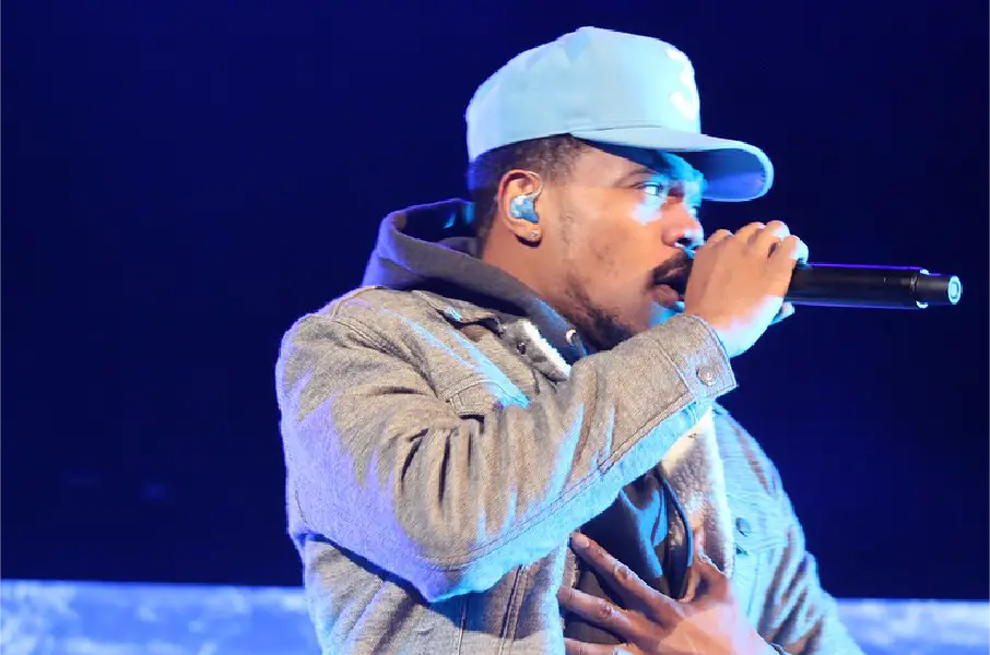 Photo of Chance the Rapper Singing